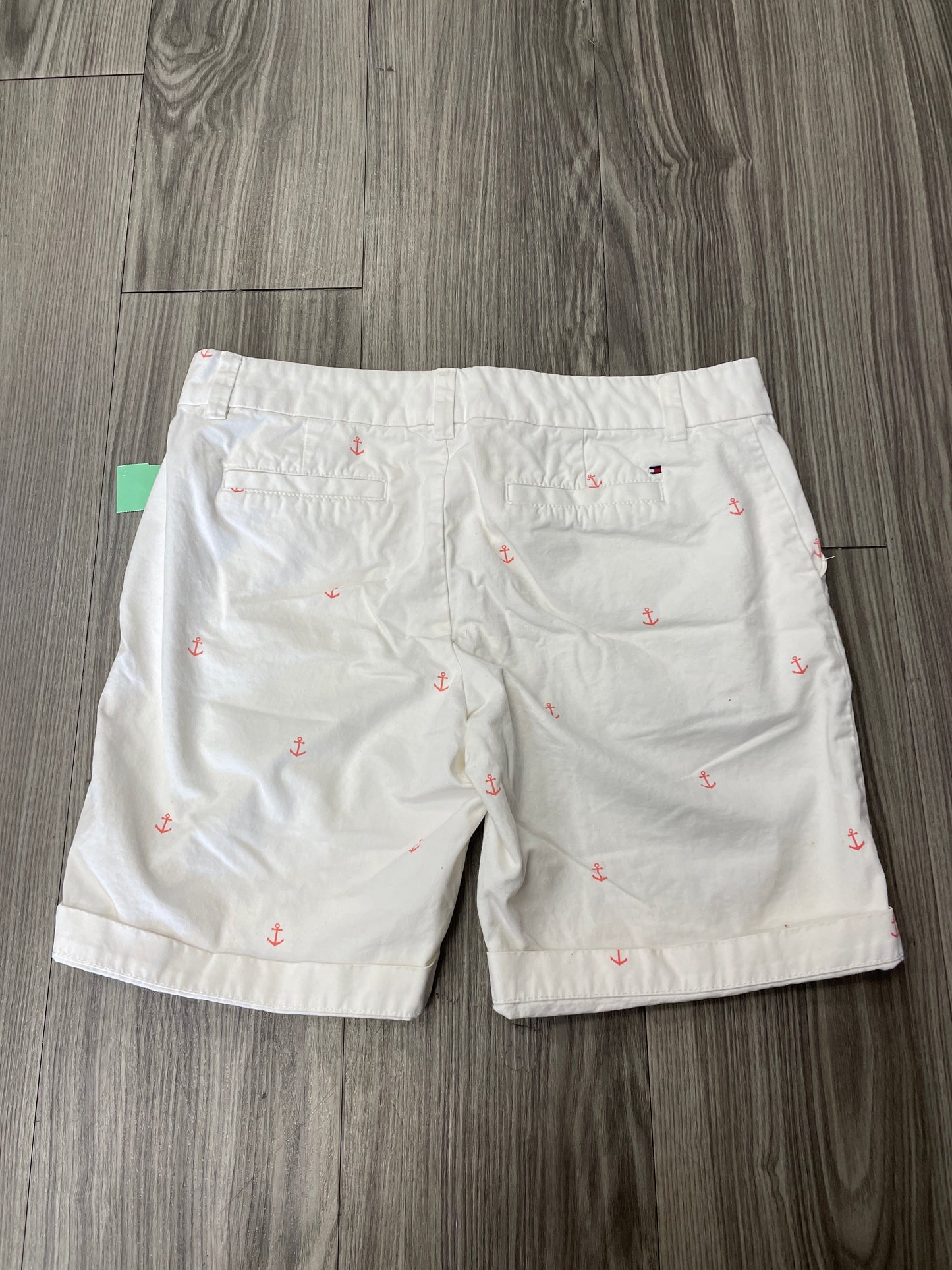 White Shorts Tommy Hilfiger, Size 4