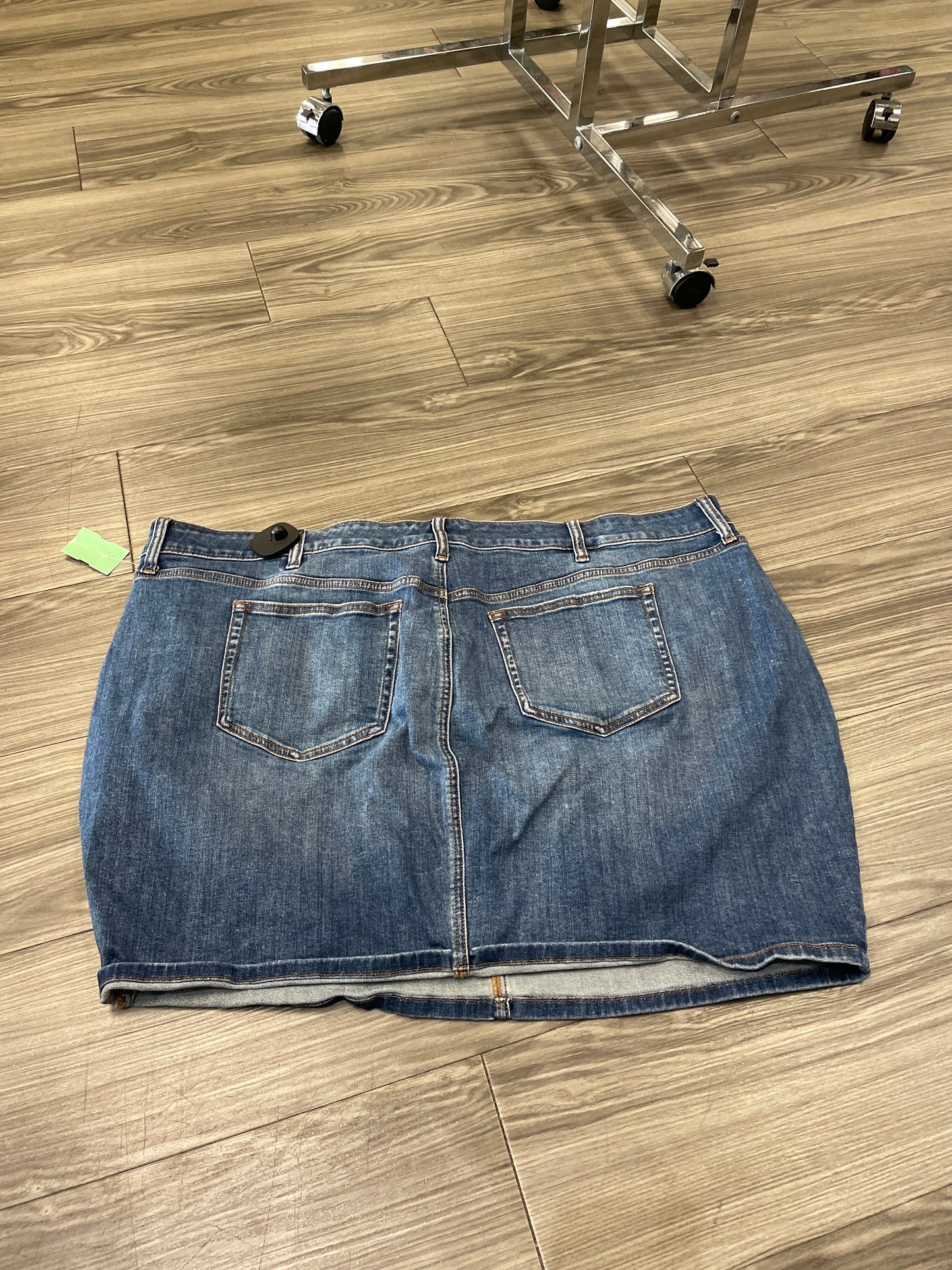 Blue Skirt Mini & Short Torrid, Size 26