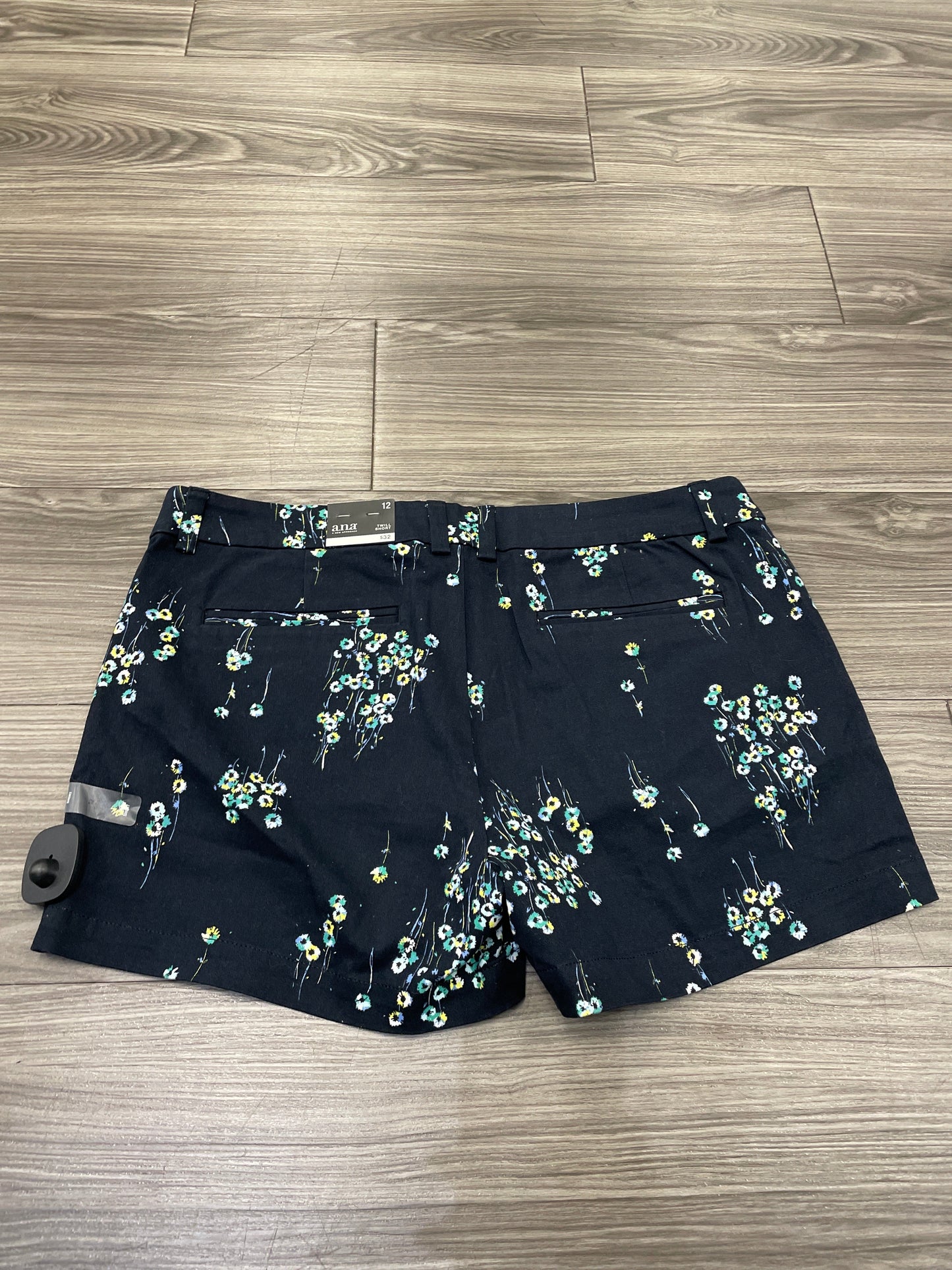 Floral Print Shorts Ana, Size 12