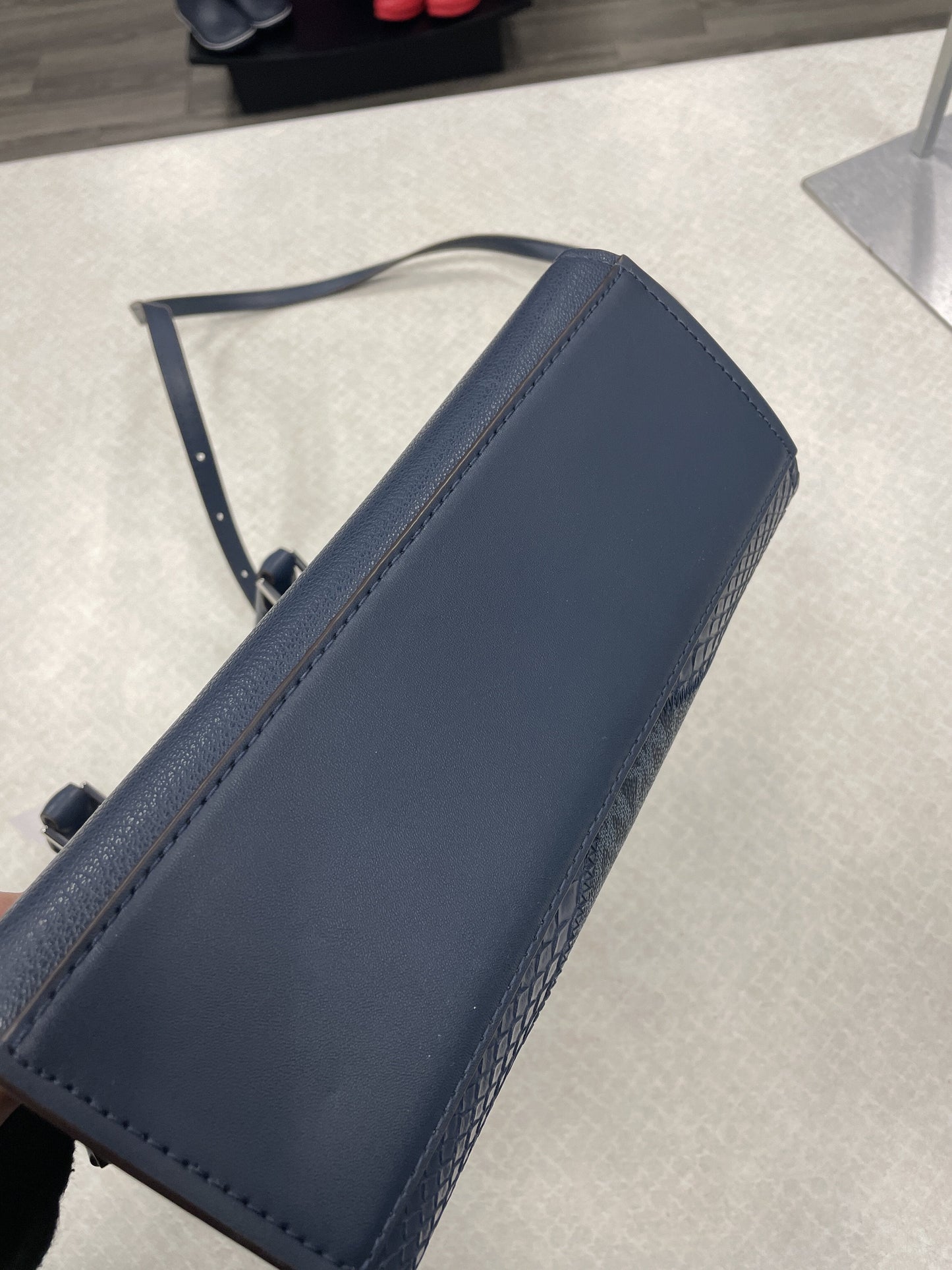 Handbag Designer By Michael Kors  Size: Medium