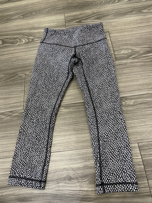 Black & White Athletic Capris Lululemon, Size S