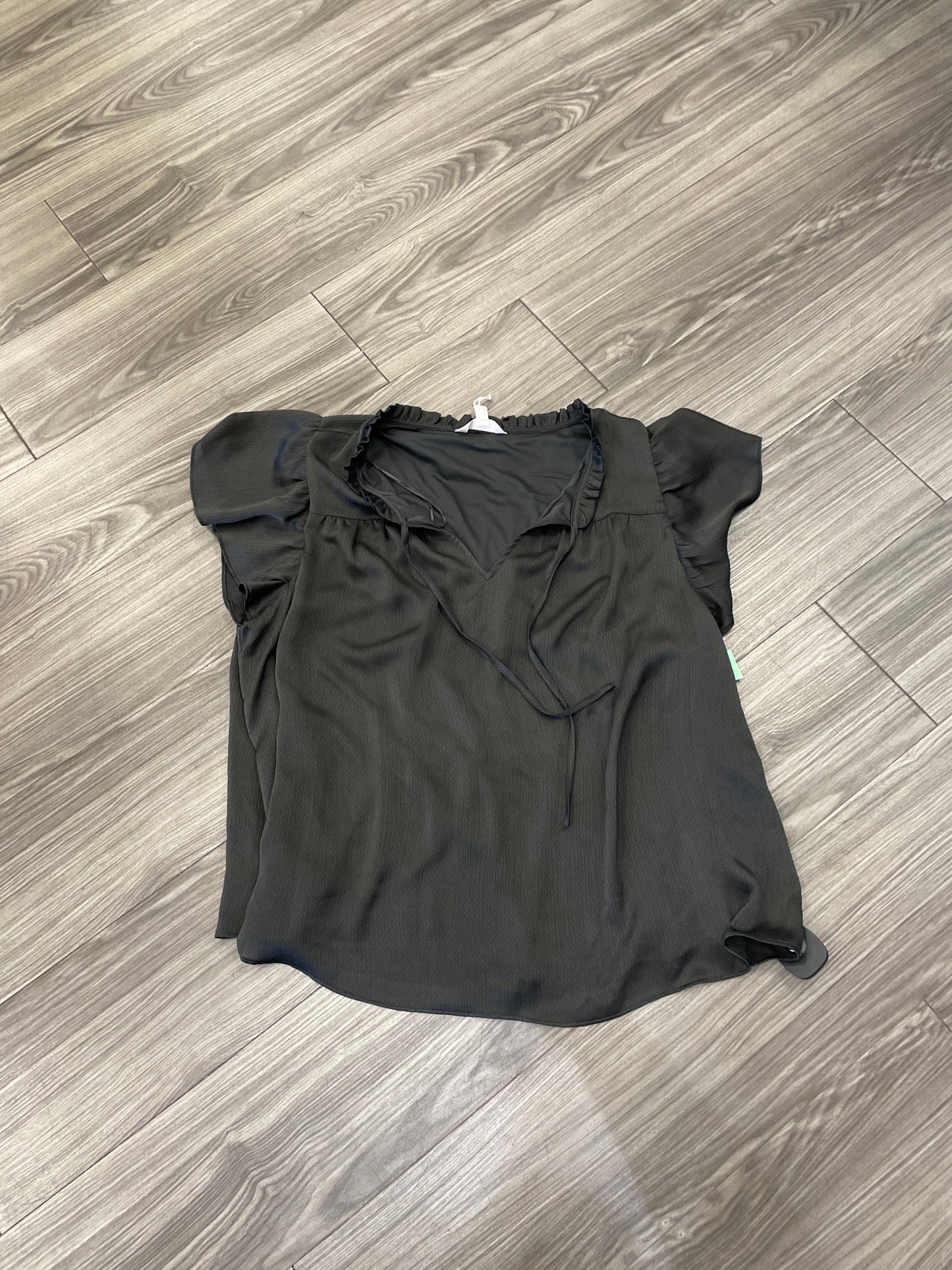 Top Short Sleeve By Lc Lauren Conrad In Black, Size: 1x