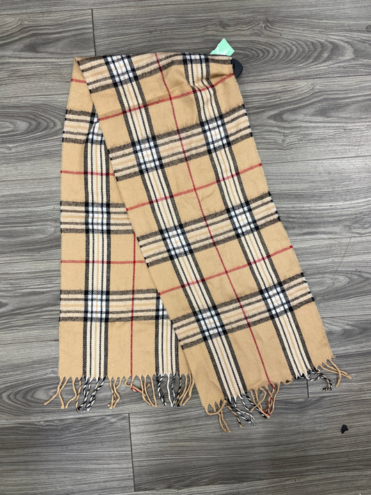 Scarf Winter By Clothes Mentor In Plaid Pattern