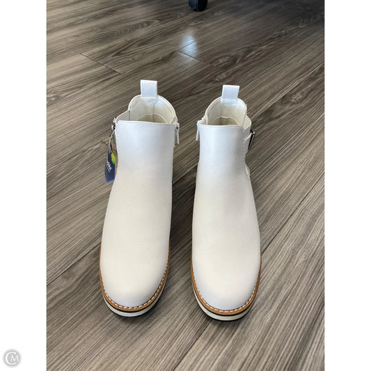Boots Ankle Flats By Sonoma In White, Size: 7.5