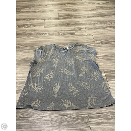 Top Short Sleeve Basic By Massini In Grey, Size: 3x