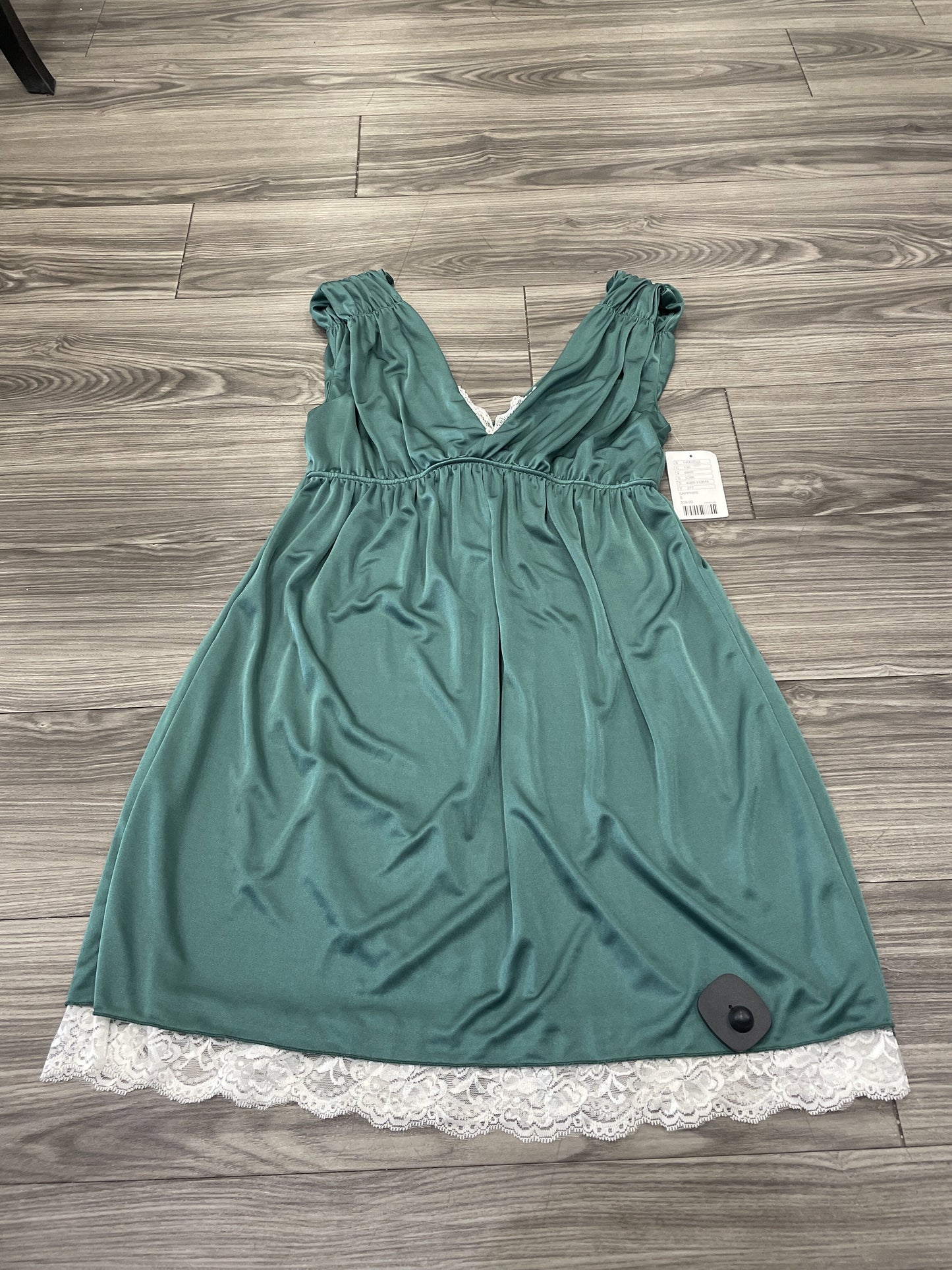 Dress Casual Midi By Urban Outfitters  Size: S