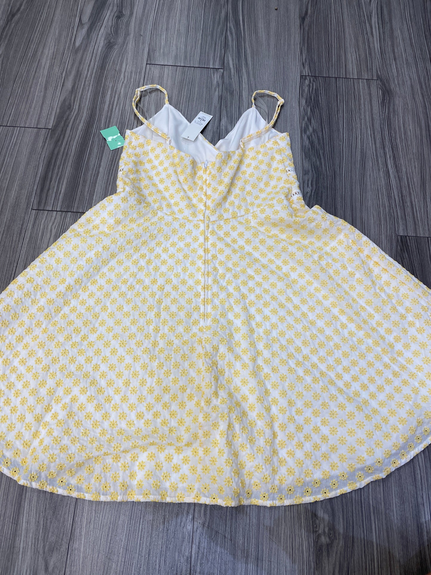 Yellow Dress Casual Short Trixxi, Size Xl