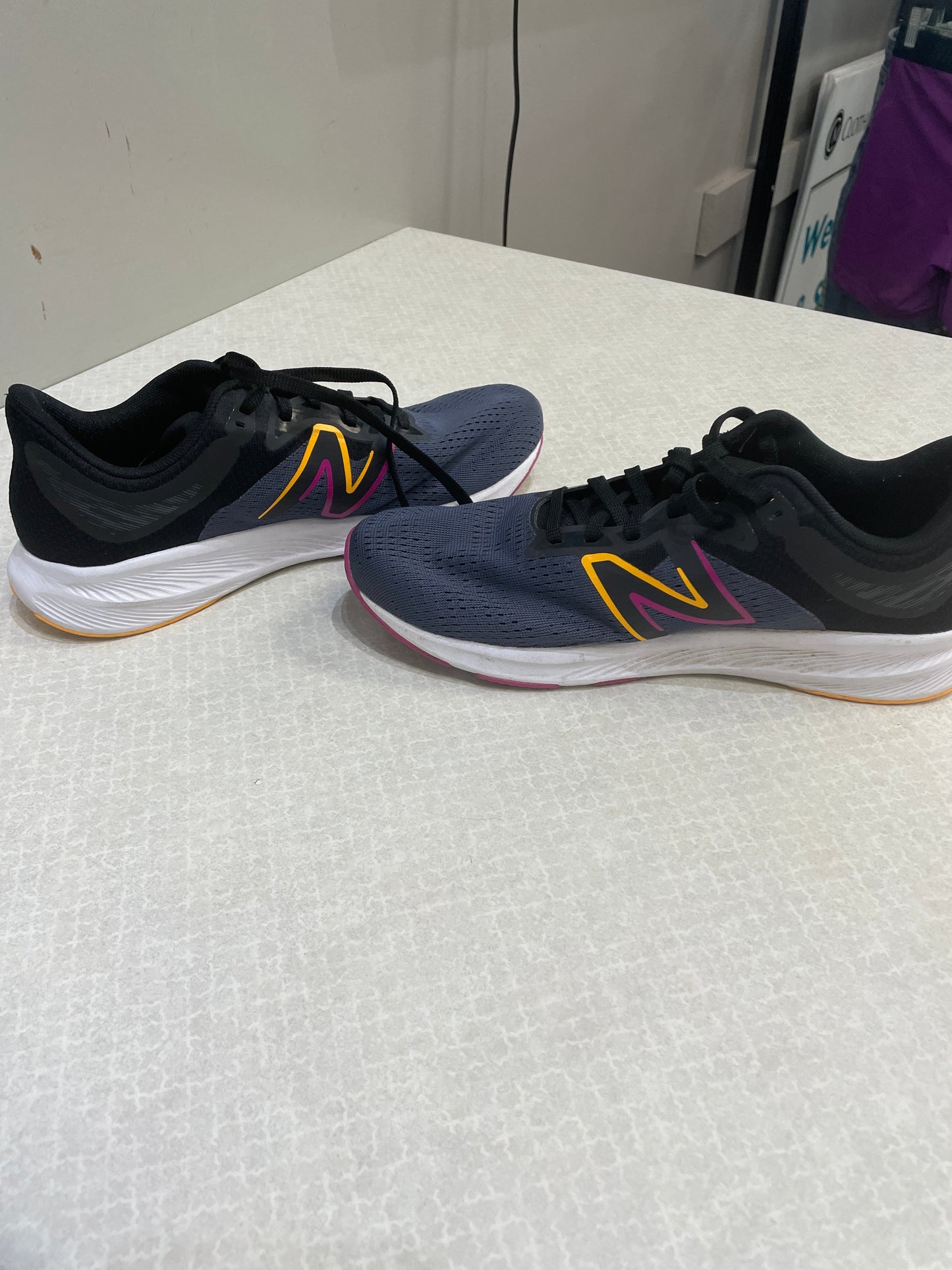 Shoes Athletic By New Balance In Black & Grey, Size: 8