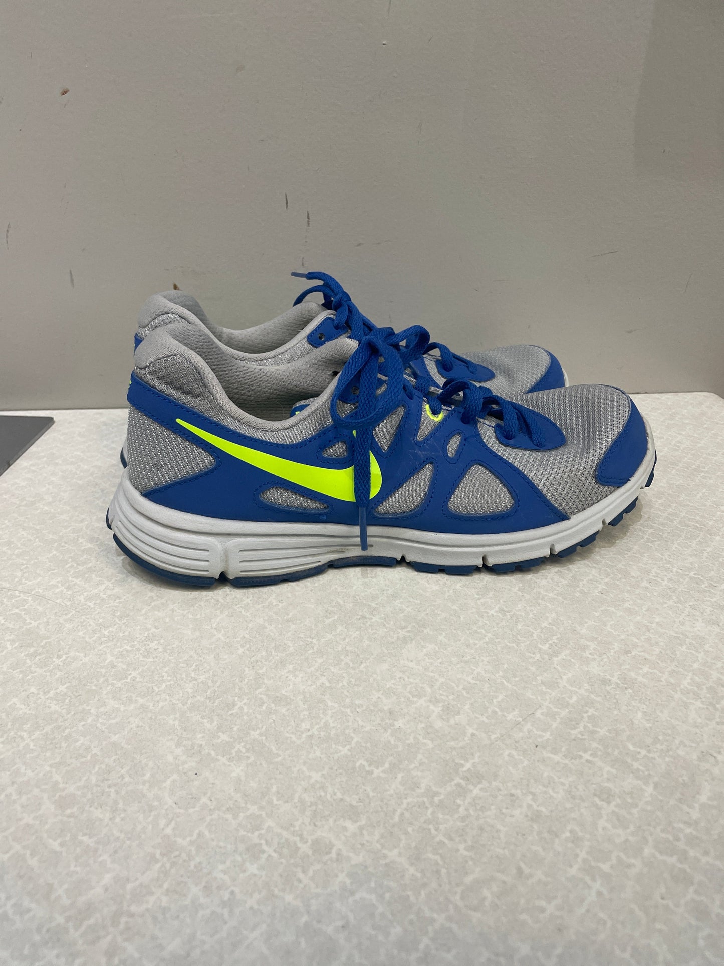 Shoes Athletic By Nike In Blue & Grey, Size: 6