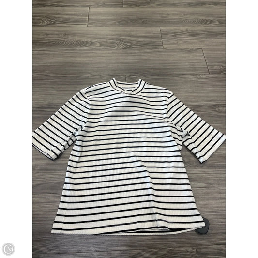 Top Short Sleeve By Old Navy In Striped Pattern, Size: Xl