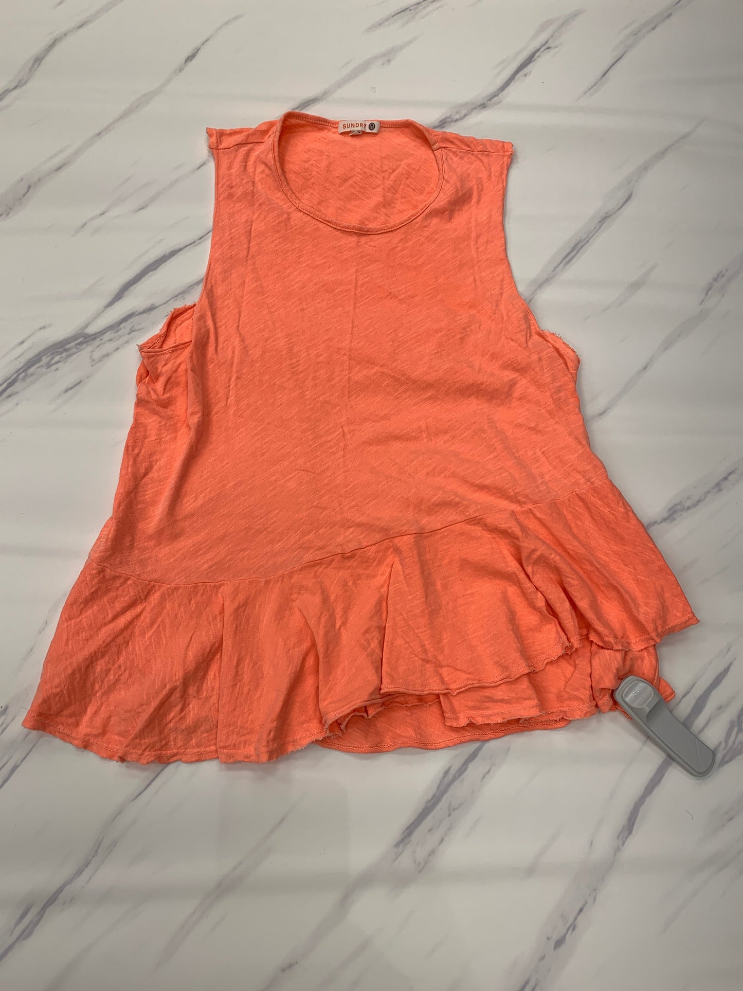 Top Sleeveless By Sundry  Size: M