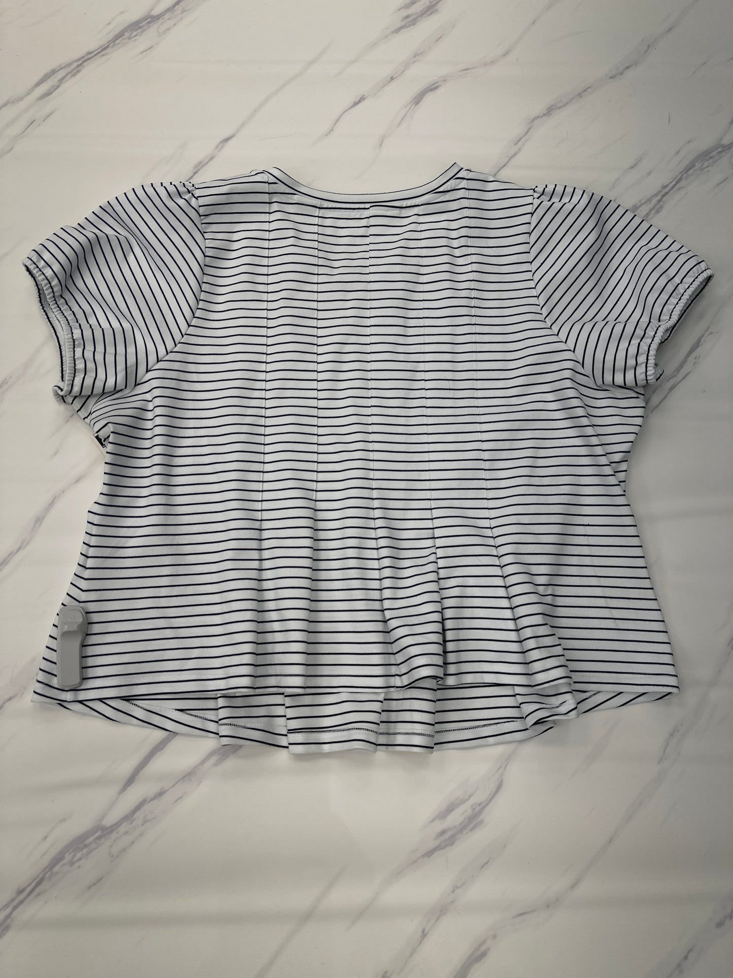 Top Short Sleeve By Maeve In Striped Pattern, Size: 3x