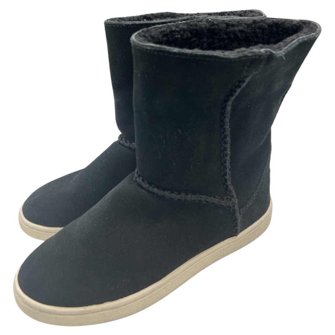 Boots Designer By Ugg In Black, Size: 5.5