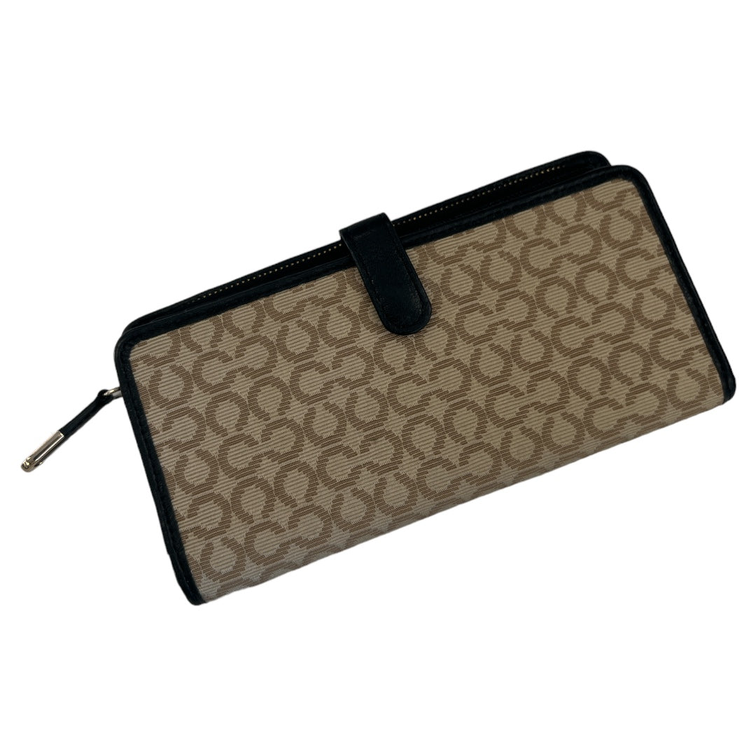 Wallet Designer By Coach  Size: Medium