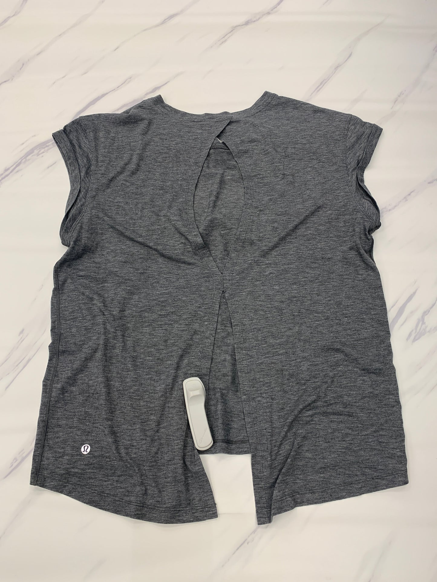 Athletic Top Short Sleeve By Lululemon  Size: 6