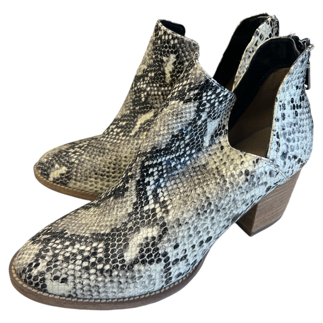 Boots Designer By Blondo In Snakeskin Print, Size: 8.5