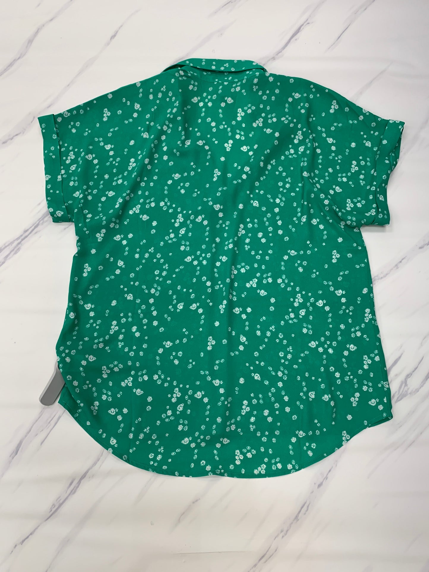 Top Short Sleeve By Cabi In Green, Size: S