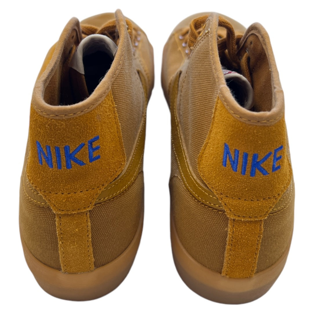 Shoes Sneakers By Nike In Tan, Size: 7.5