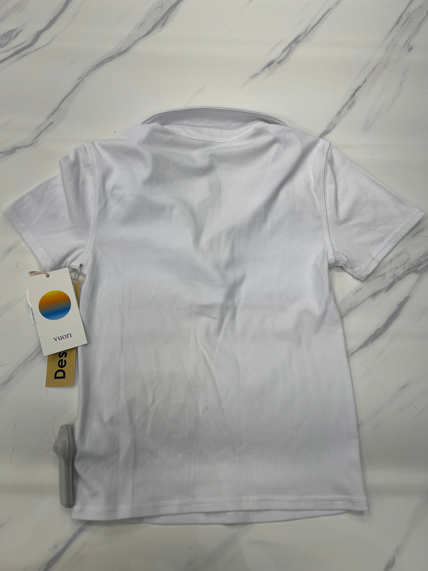 Top Short Sleeve By Vuori In White, Size: S