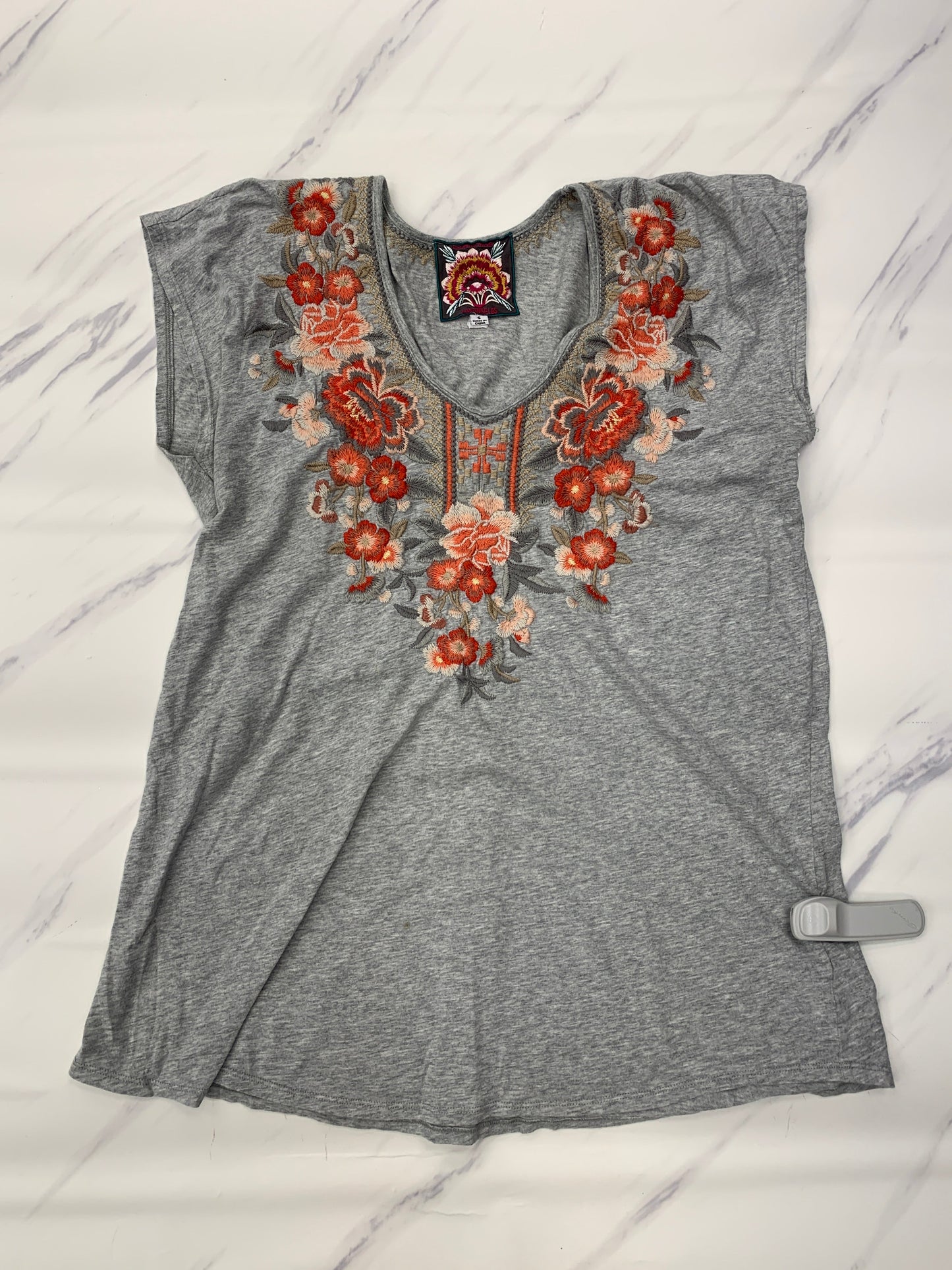 Top Sleeveless By Johnny Was In Grey, Size: S