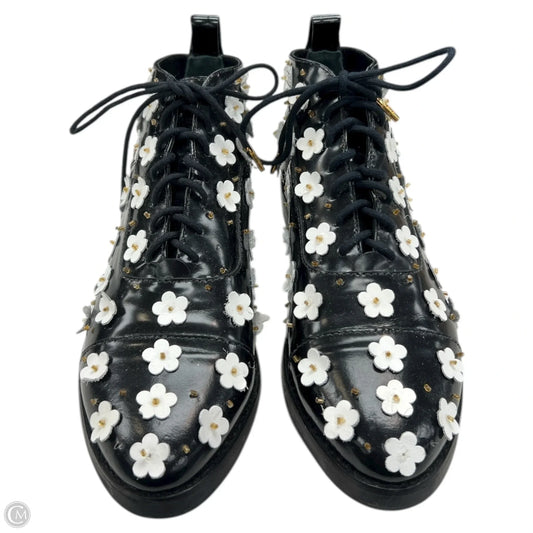Boots Ankle Flats By Cma In Black, Size: 8.5