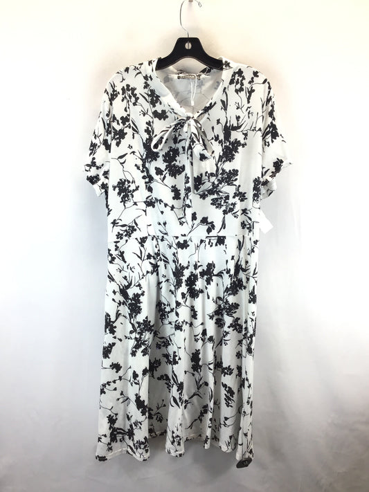 Dress Casual Midi By Clothes Mentor In Black & White, Size: 2x