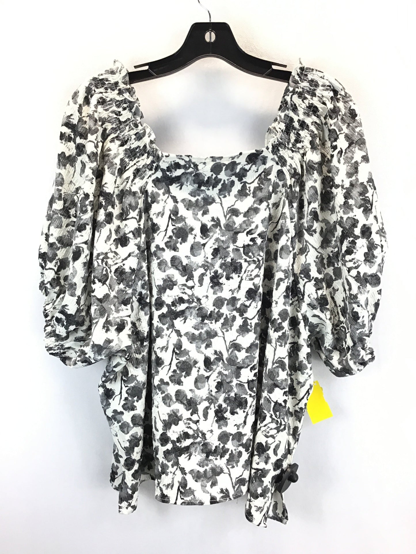 Top 3/4 Sleeve By Oddi  Size: L