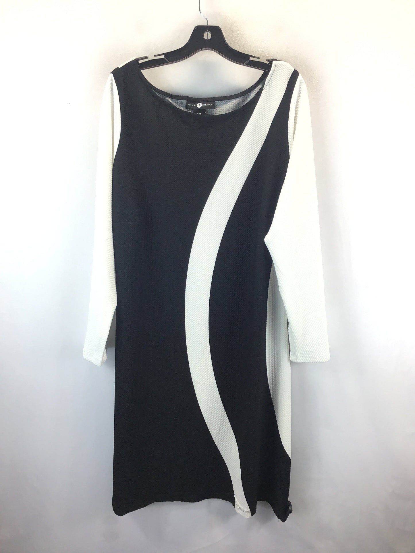 Dress Casual Midi By Ashley Stewart In Black & White, Size: 18