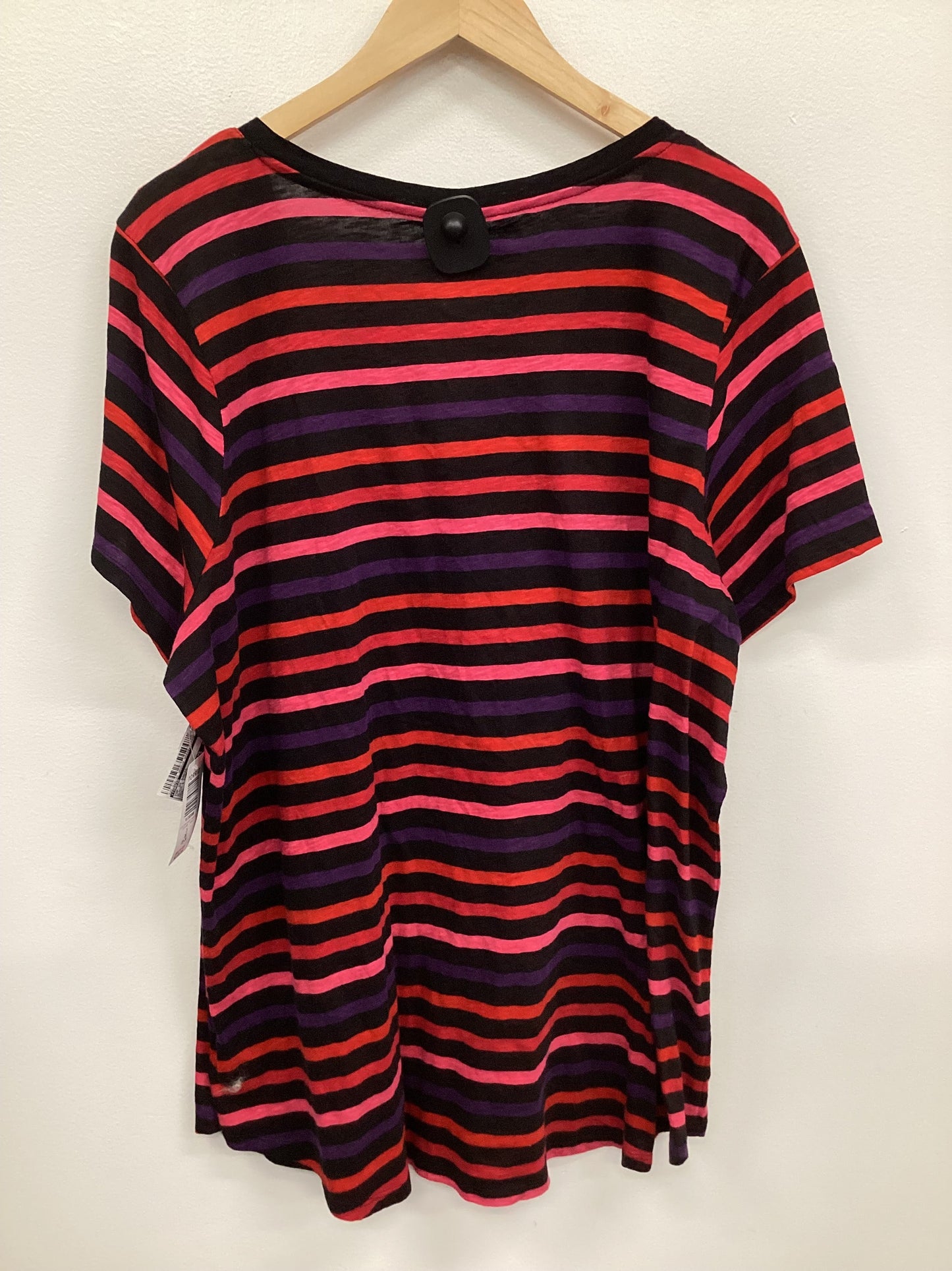 Top Short Sleeve Basic By Torrid In Black & Pink, Size: 3x