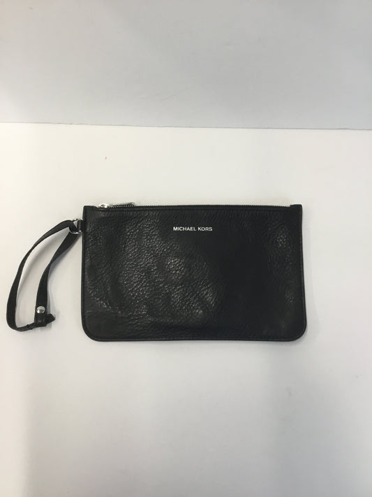 Wristlet Designer By Michael Kors  Size: Medium