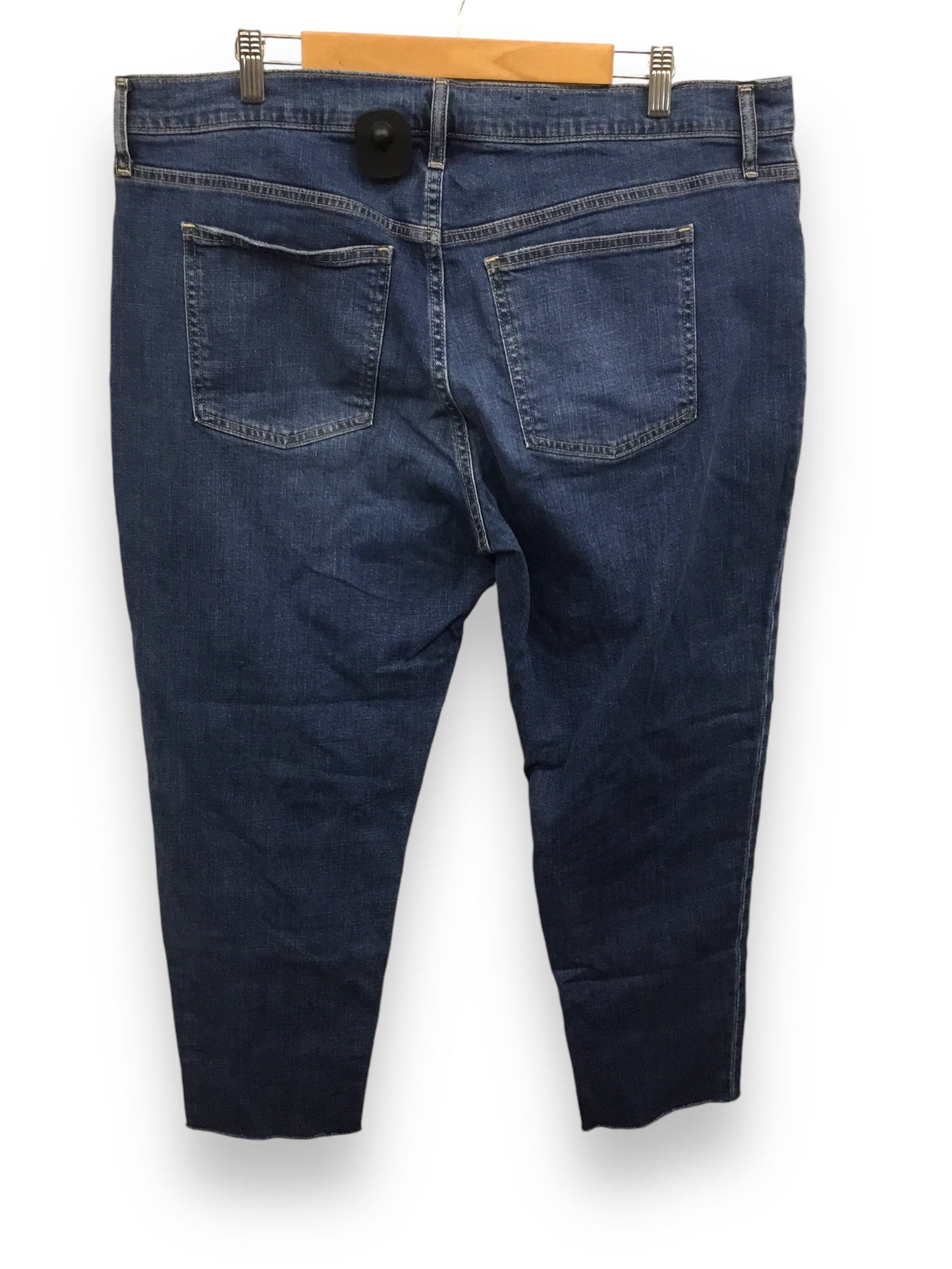 Jeans Straight By Gap In Blue Denim, Size: 18