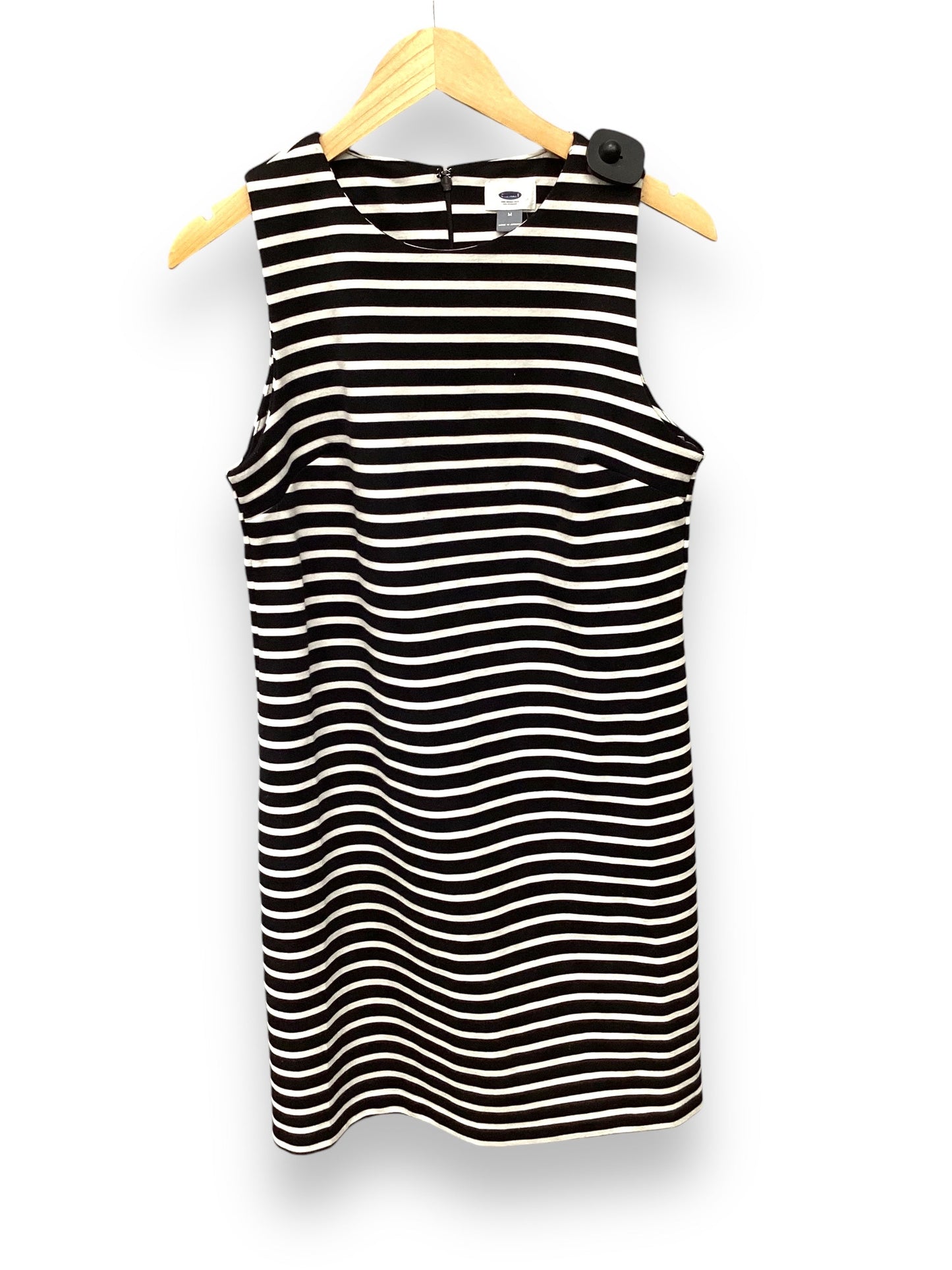 Dress Casual Midi By Old Navy In Striped Pattern, Size: M