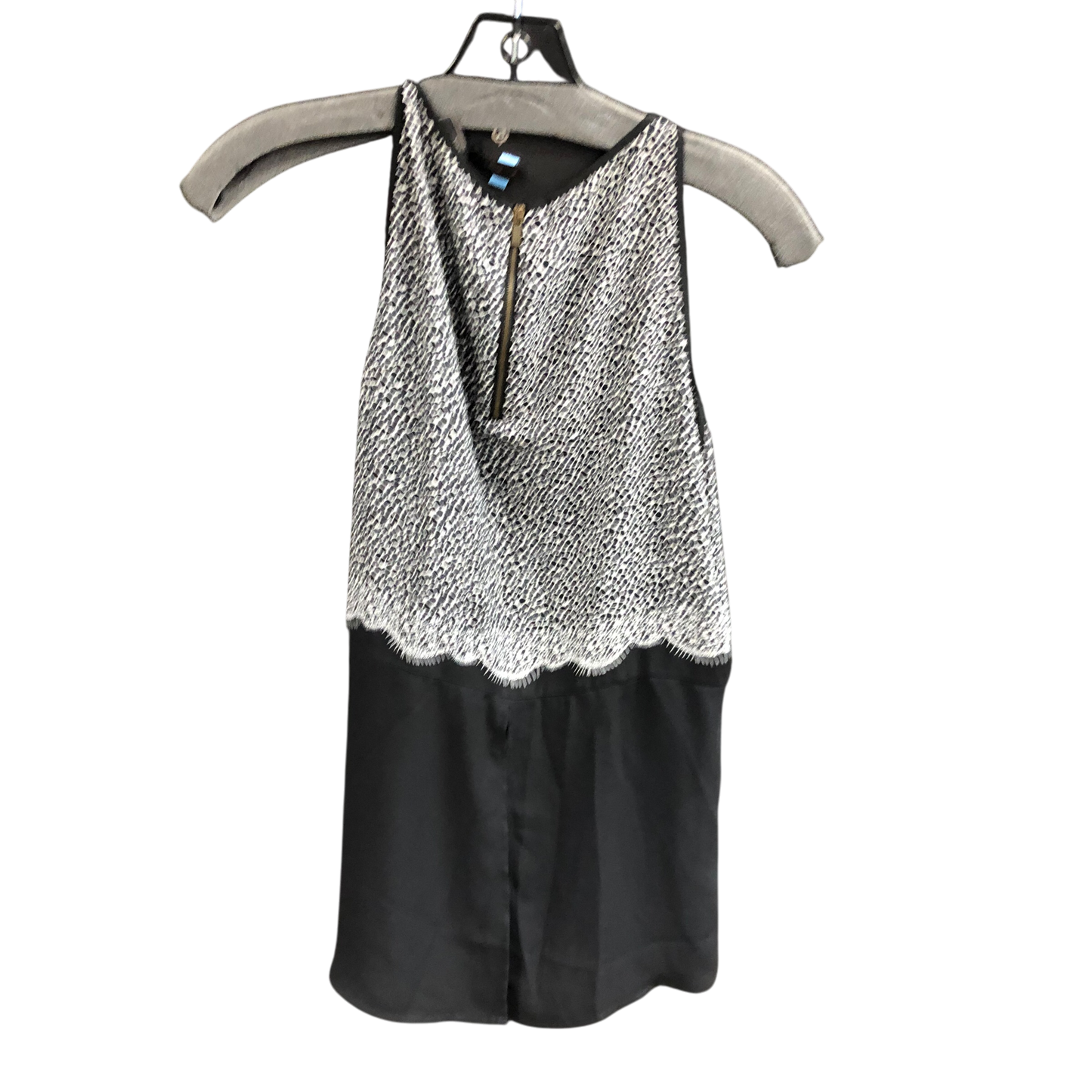 Top Sleeveless By Bcbgmaxazria In Black & White, Size: S