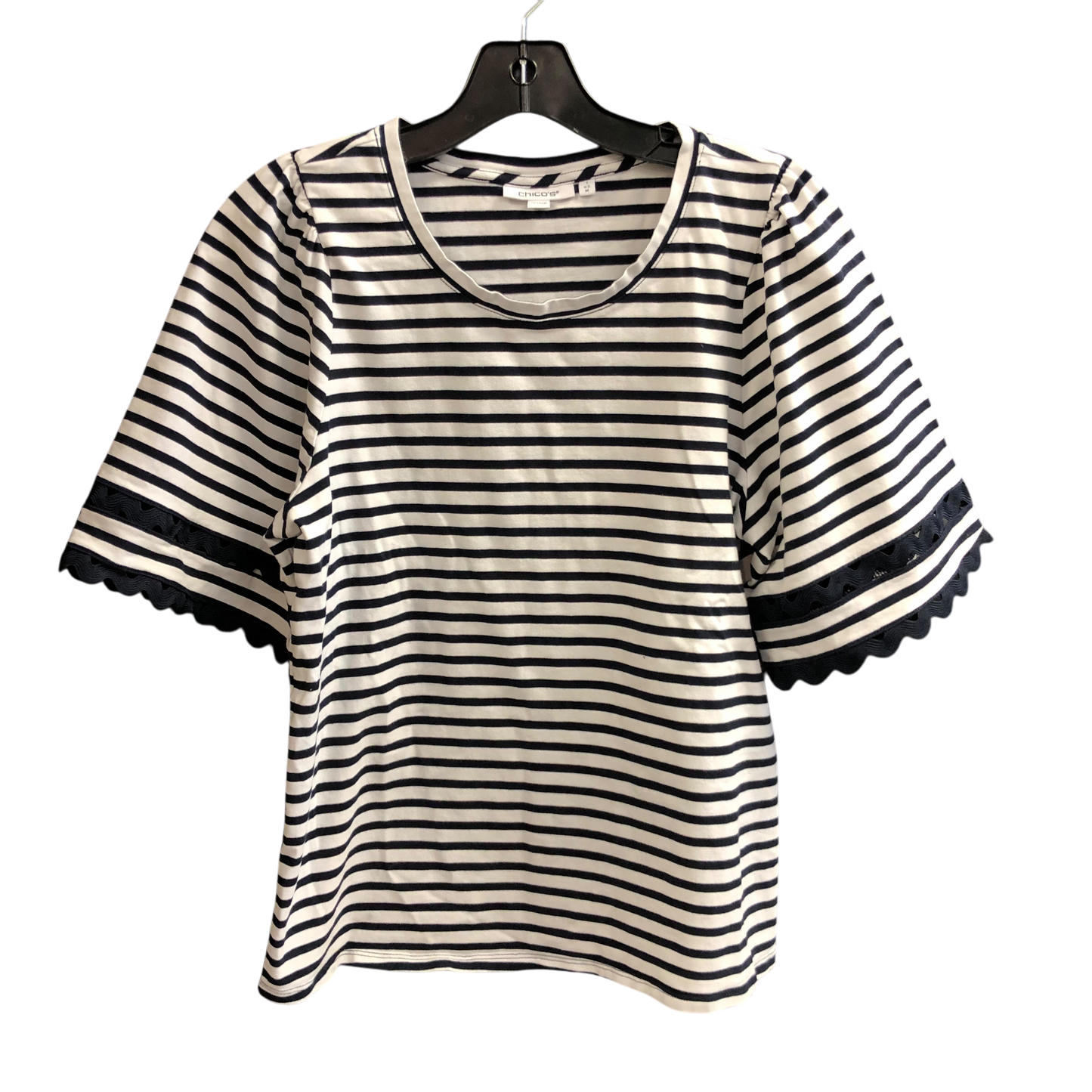 Top Short Sleeve By Chicos In Striped Pattern, Size: M