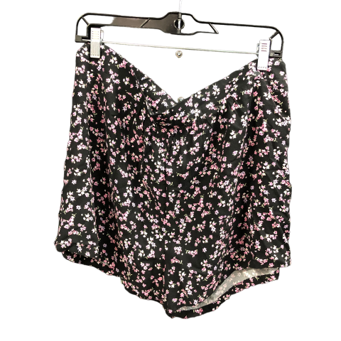 Shorts By No Boundaries In Black, Size: L