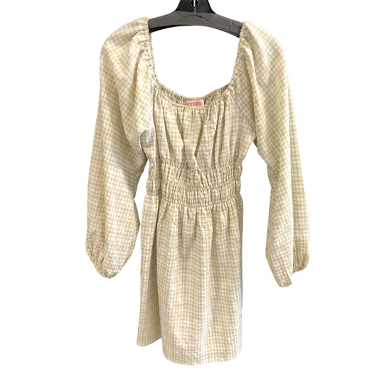 Dress Casual Short By LEYDEN In Beige, Size: M