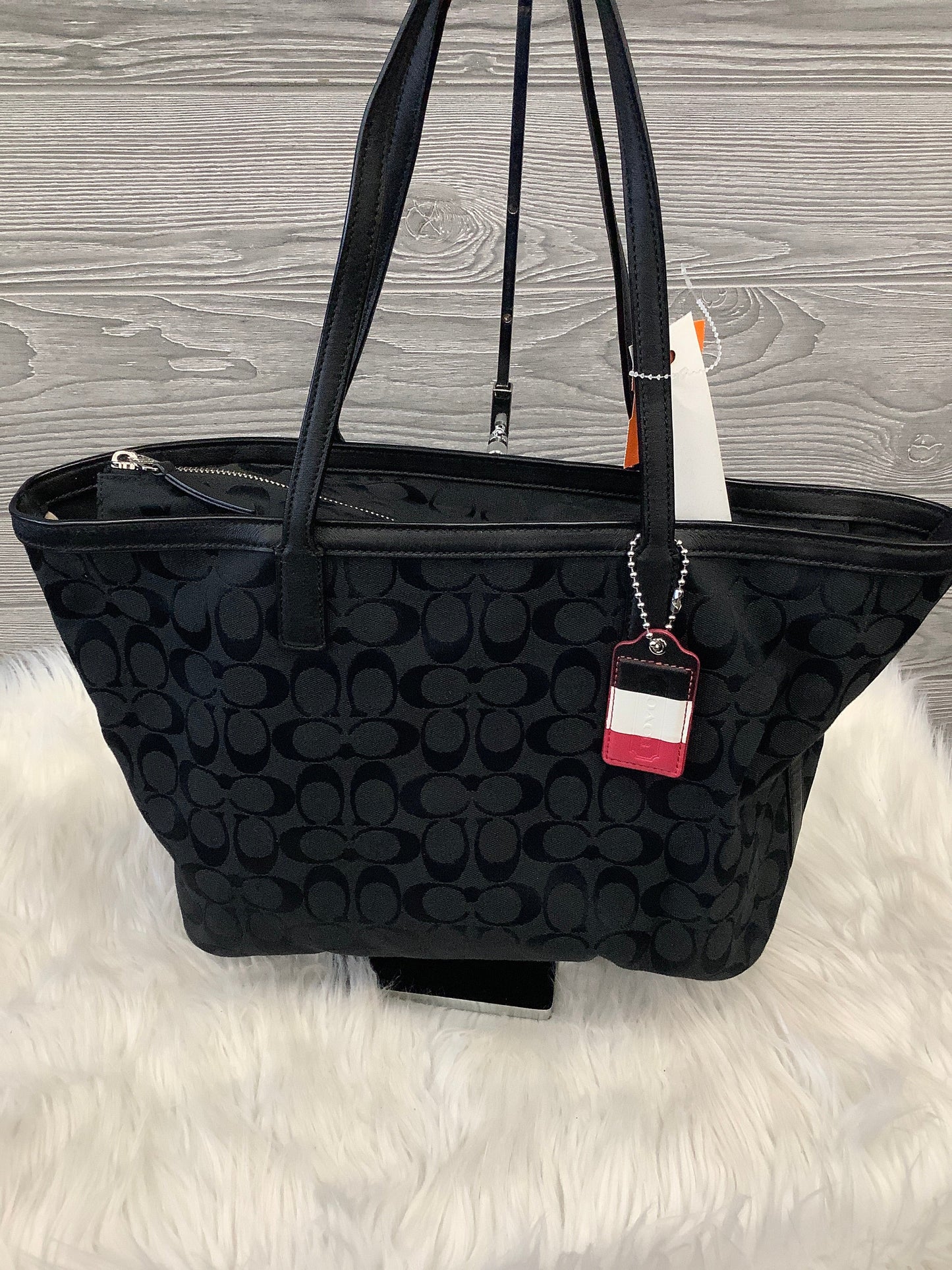 Handbag Designer By Coach  Size: Medium