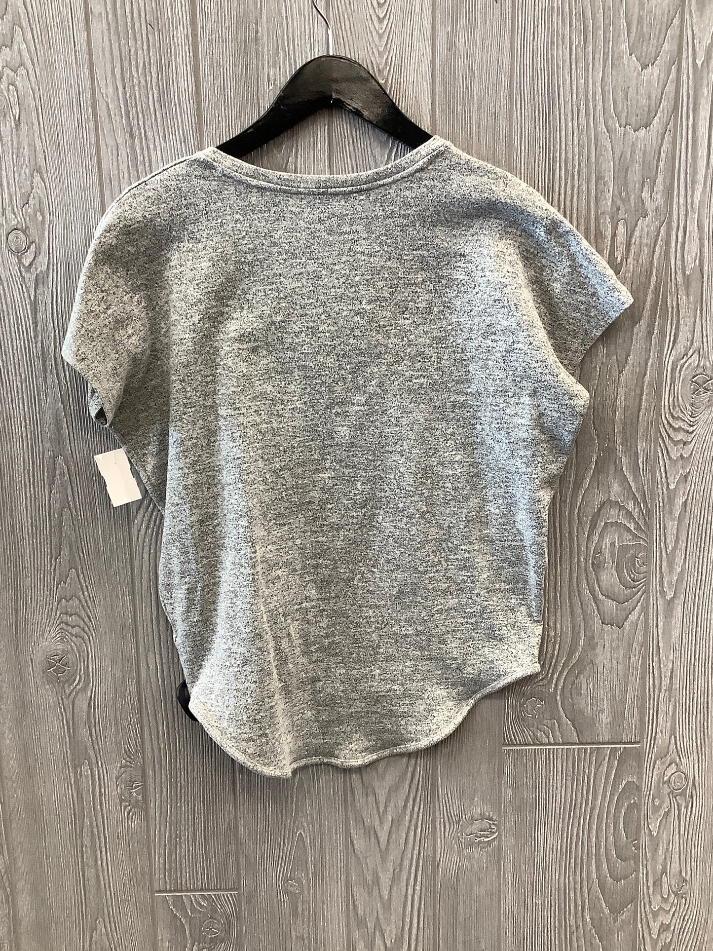 Top Short Sleeve By Express In Grey, Size: S