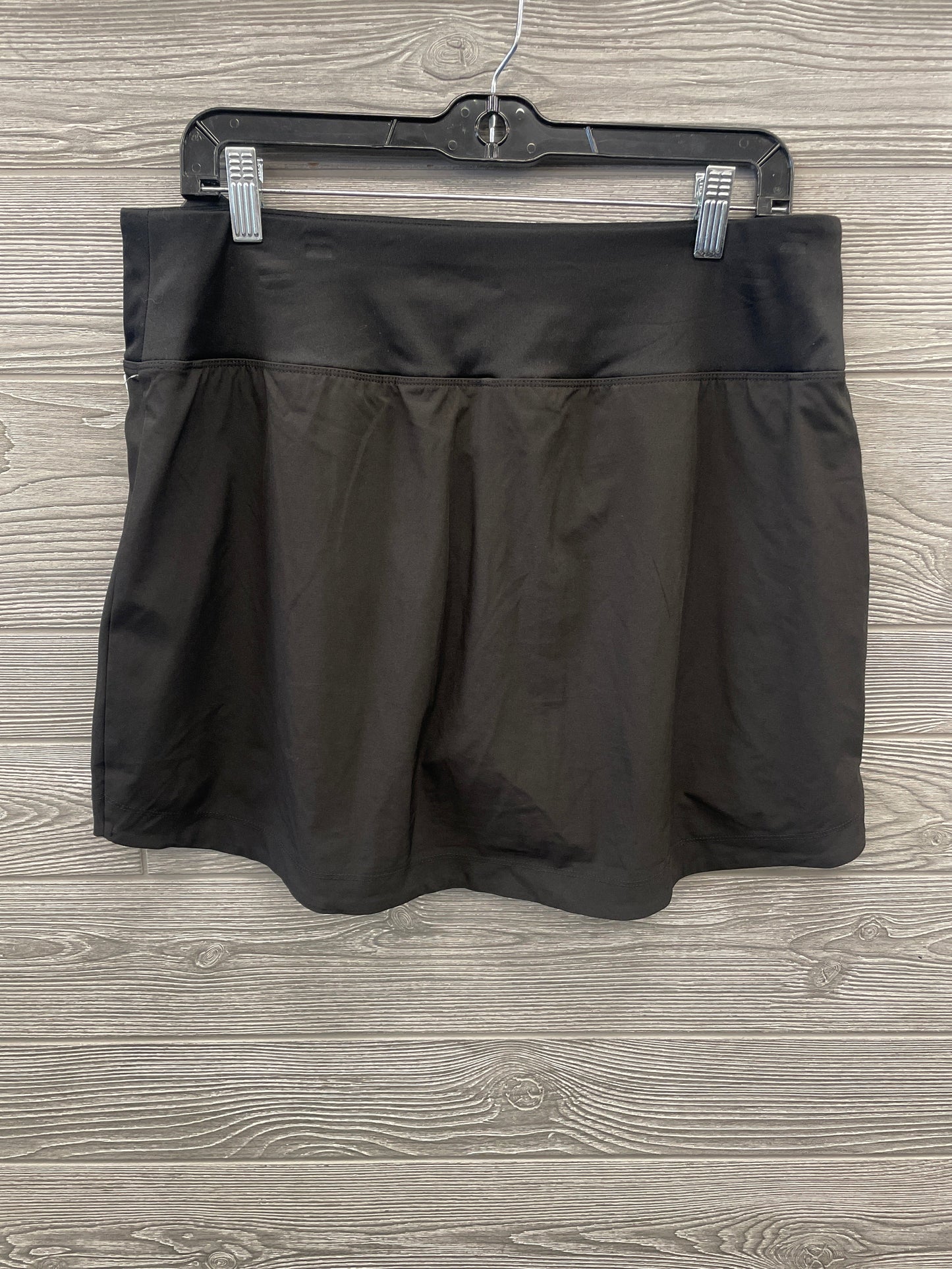 Athletic Skirt By Mta Pro In Black, Size: L