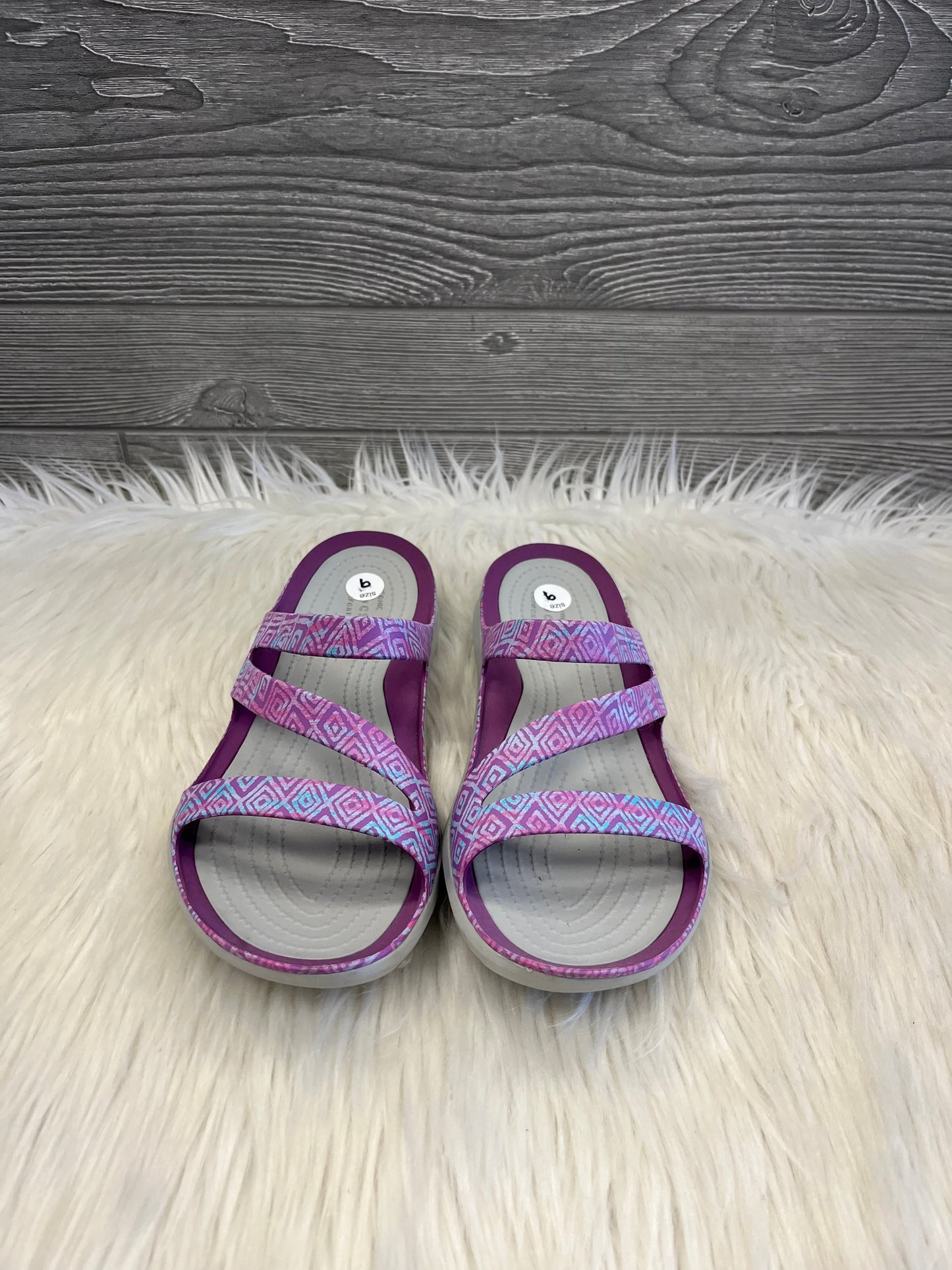 Sandals Flats By Crocs In Purple, Size: 9