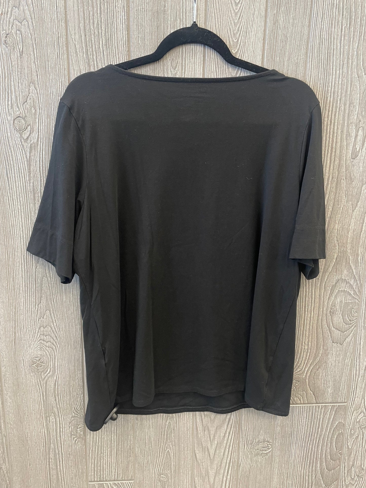 Top Short Sleeve By Chicos In Black, Size: Xl