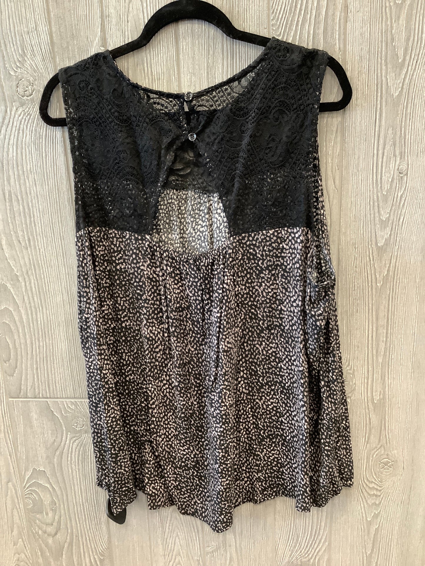 Top Sleeveless By Maurices In Black, Size: 3x