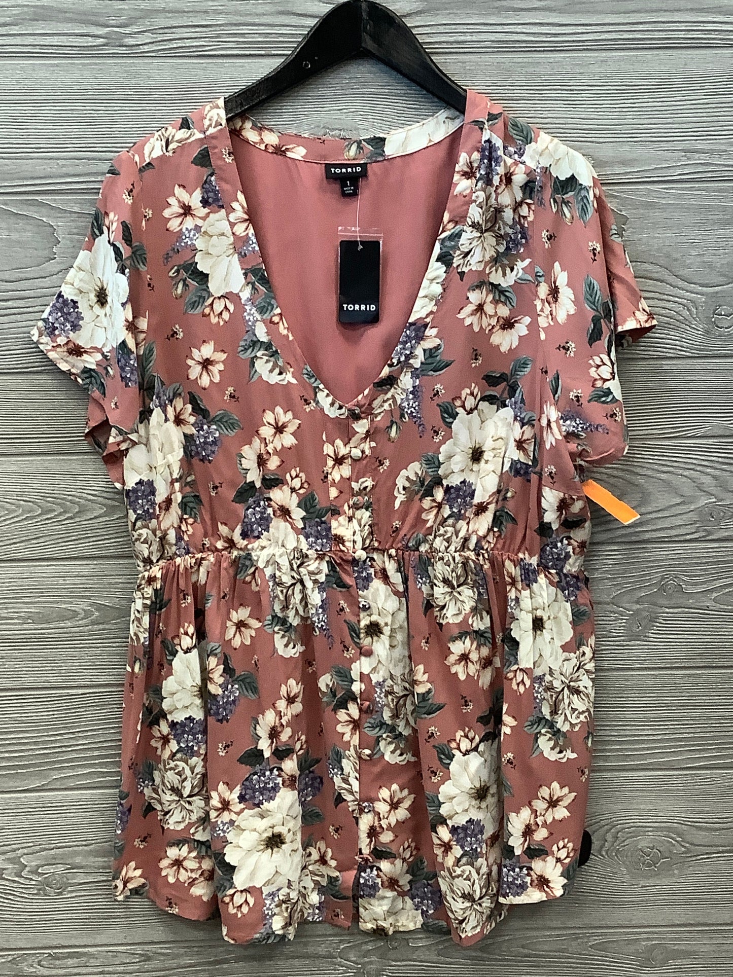 Top Short Sleeve By Torrid In Floral Print, Size: 1x