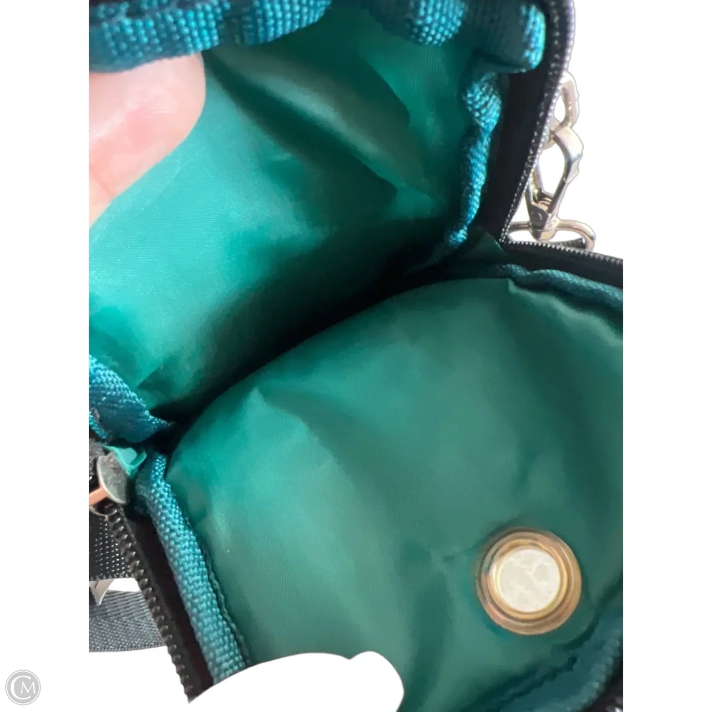 Crossbody By Cmf, Size: Small