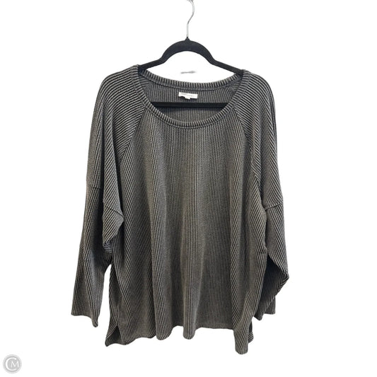 Top Long Sleeve By Maurices In Grey, Size: 3x