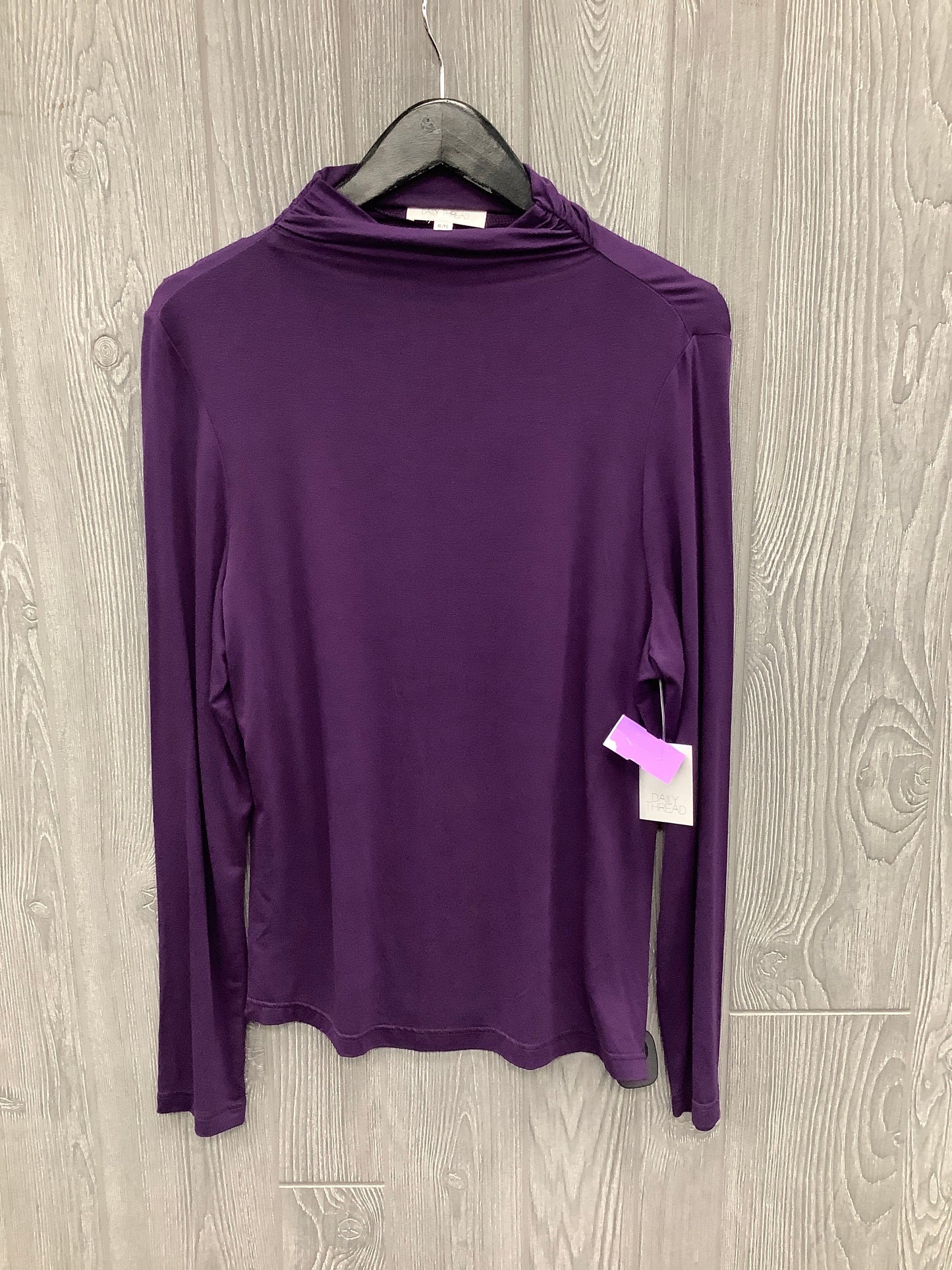 Top Long Sleeve By Clothes Mentor  Size: Xl