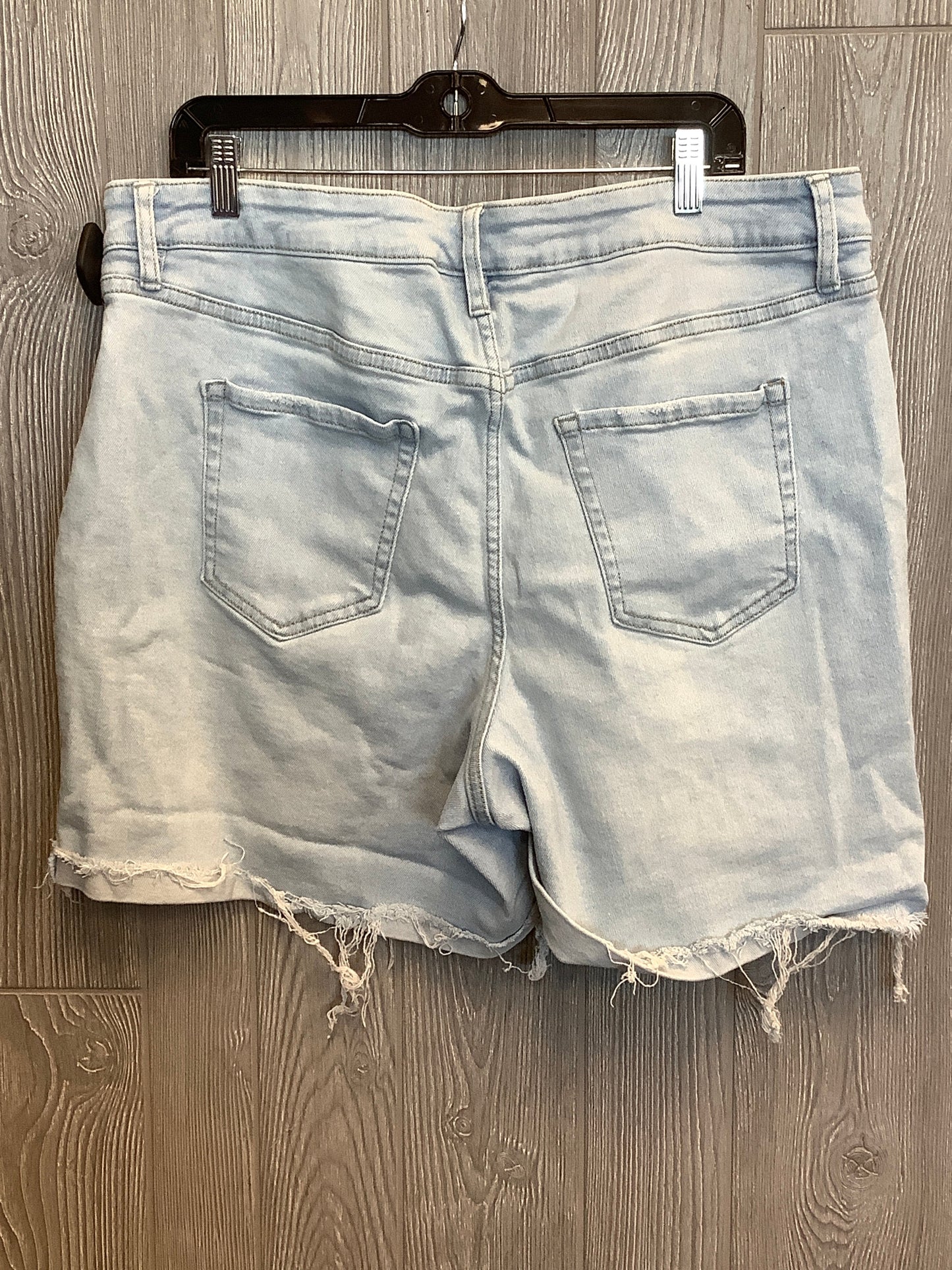 Shorts By Ava & Viv  Size: 18