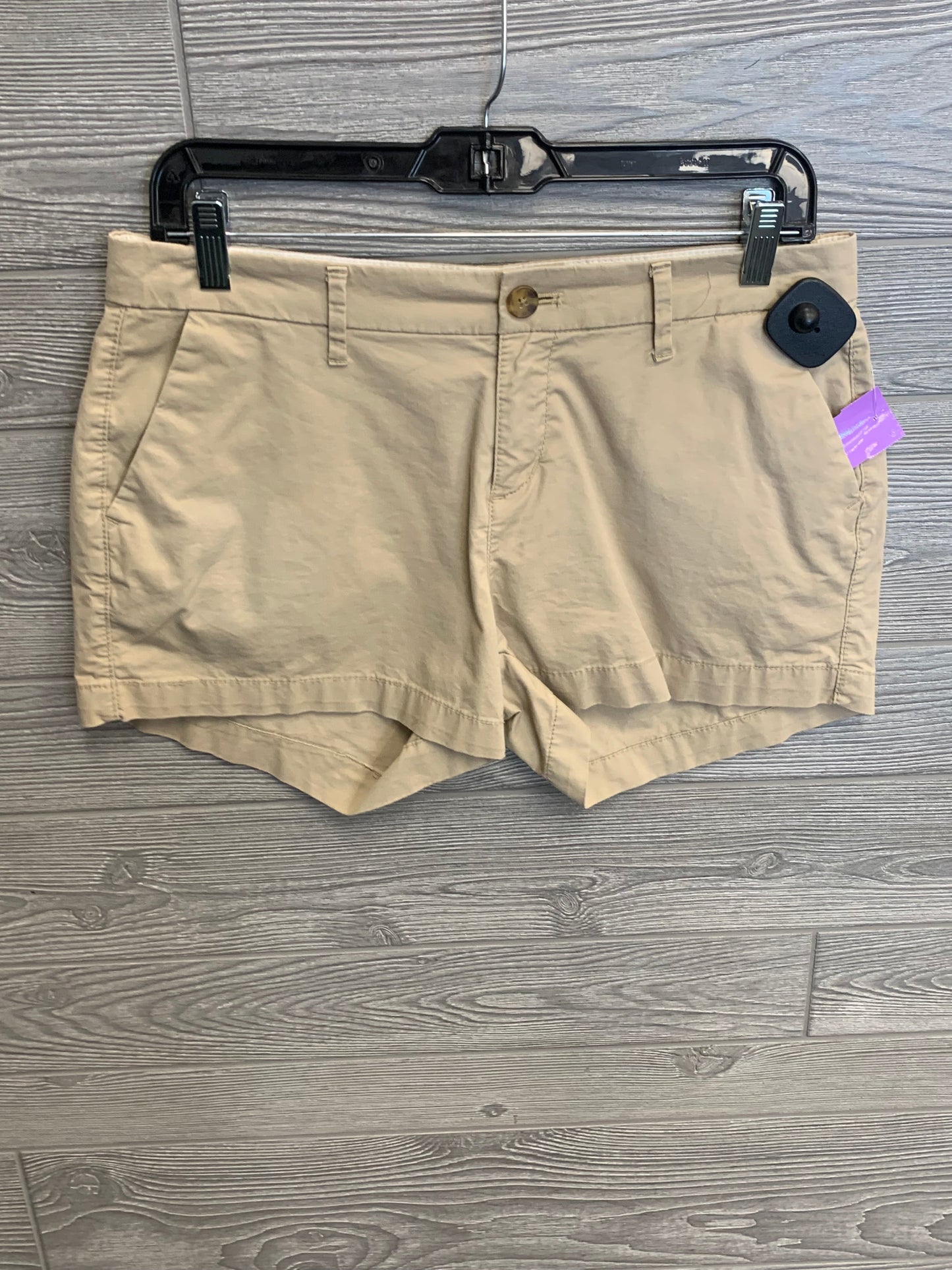 Tan Shorts Old Navy, Size 2