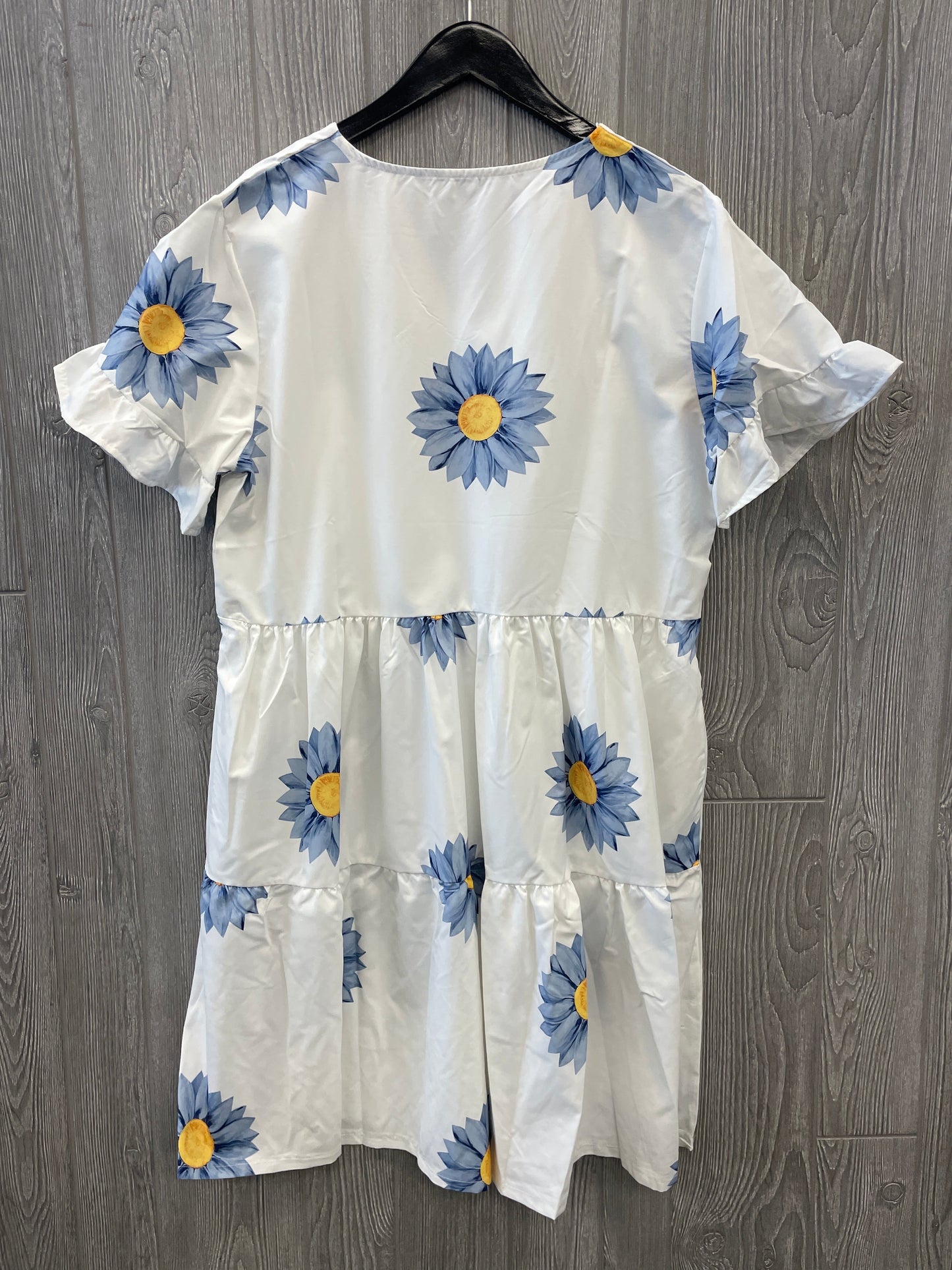 White Dress Casual Midi Clothes Mentor, Size 1x