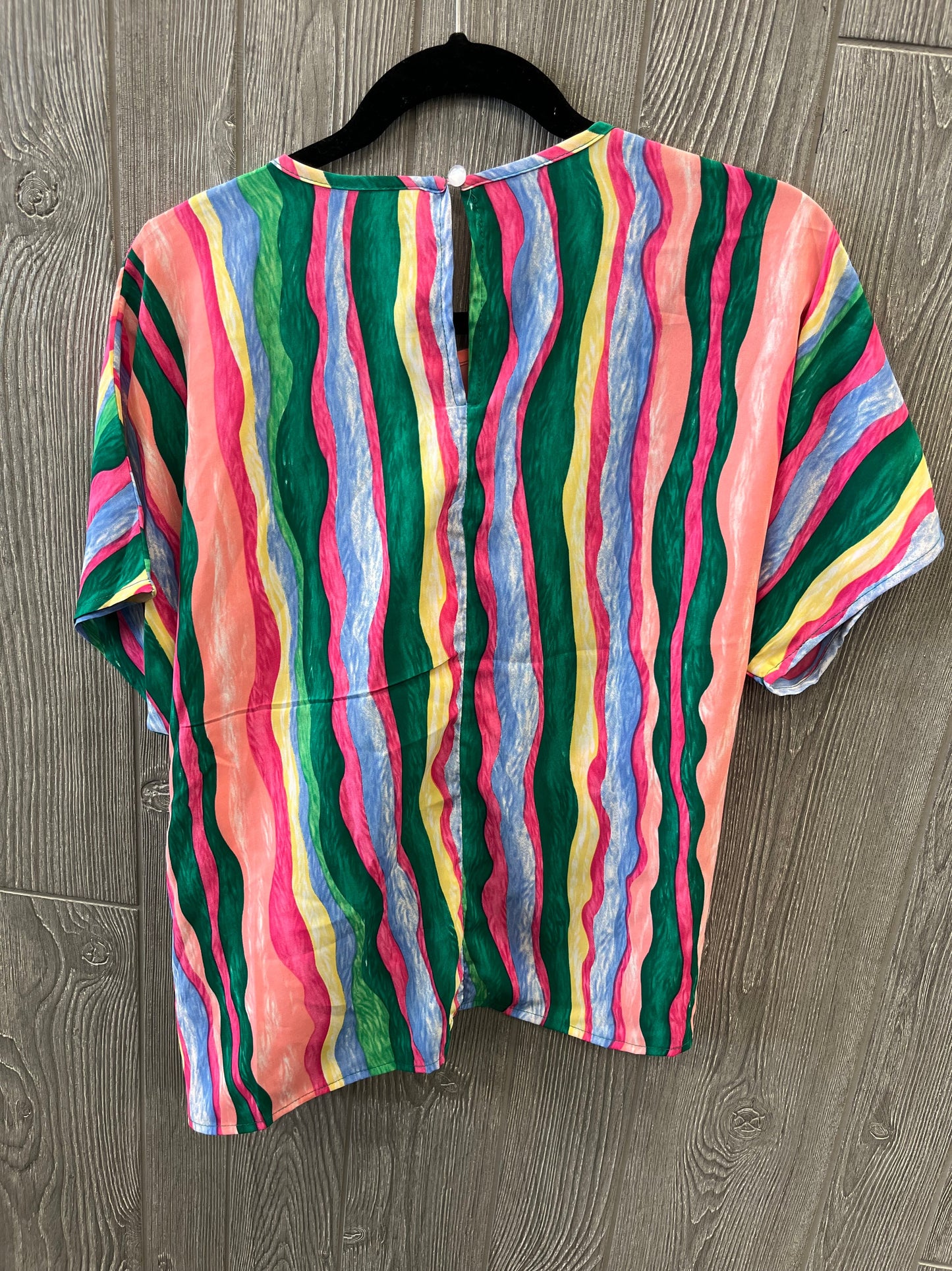 Multi-colored Top Short Sleeve Shein, Size M